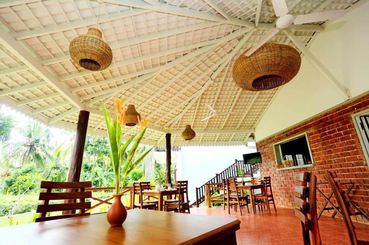 Villa Peacock Walahanduwa Exteriér fotografie