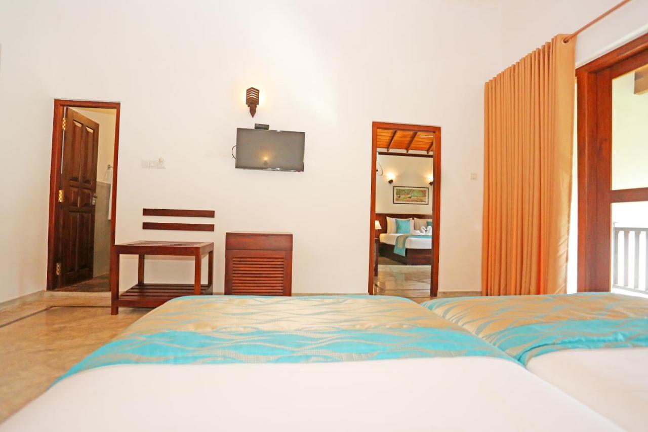 Villa Peacock Walahanduwa Exteriér fotografie