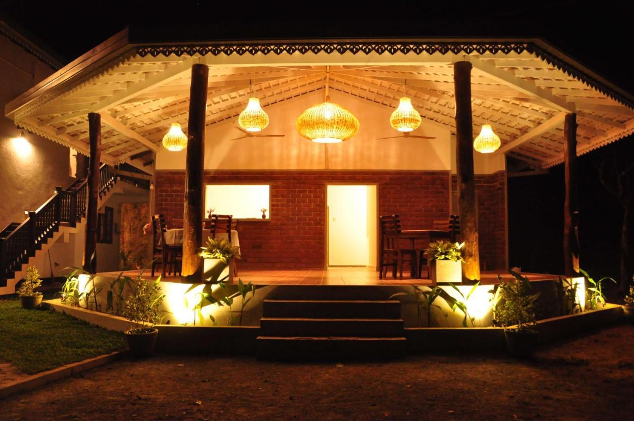 Villa Peacock Walahanduwa Exteriér fotografie